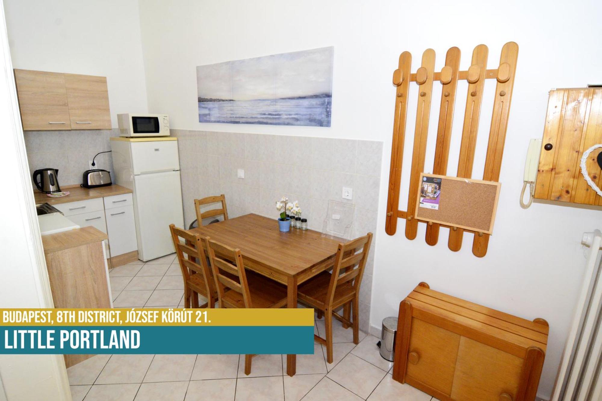 Little Americas East Coast Apartment บูดาเปสต์ ภายนอก รูปภาพ